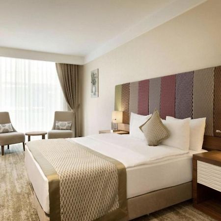 Ramada By Wyndham Gemli̇K Gemlik Exterior foto