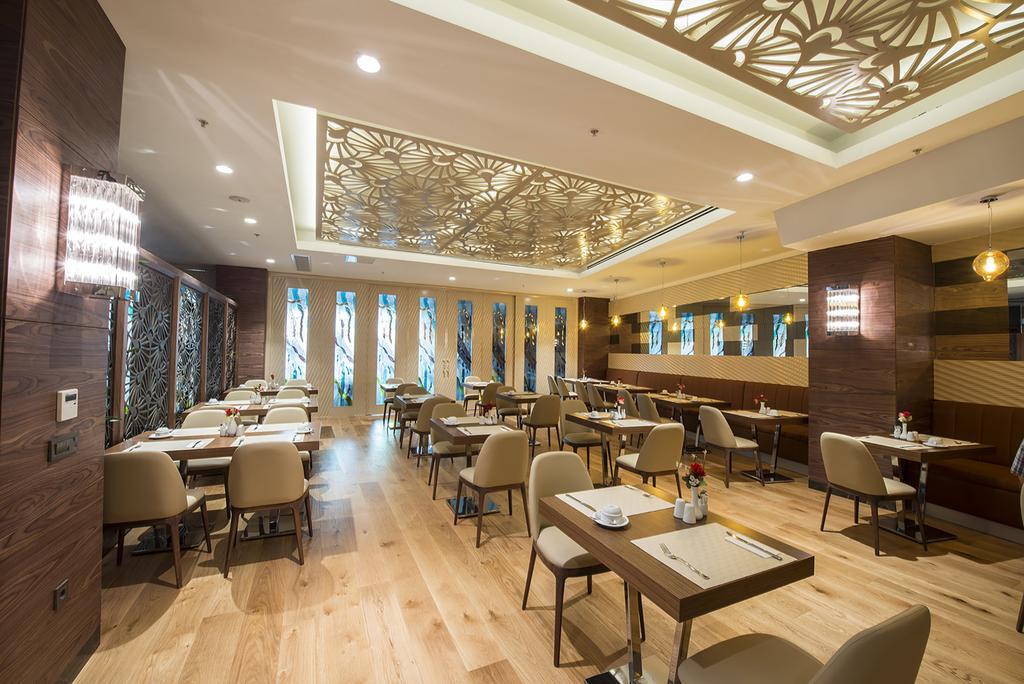 Ramada By Wyndham Gemli̇K Gemlik Exterior foto