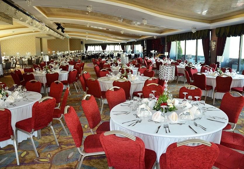 Ramada By Wyndham Gemli̇K Gemlik Exterior foto