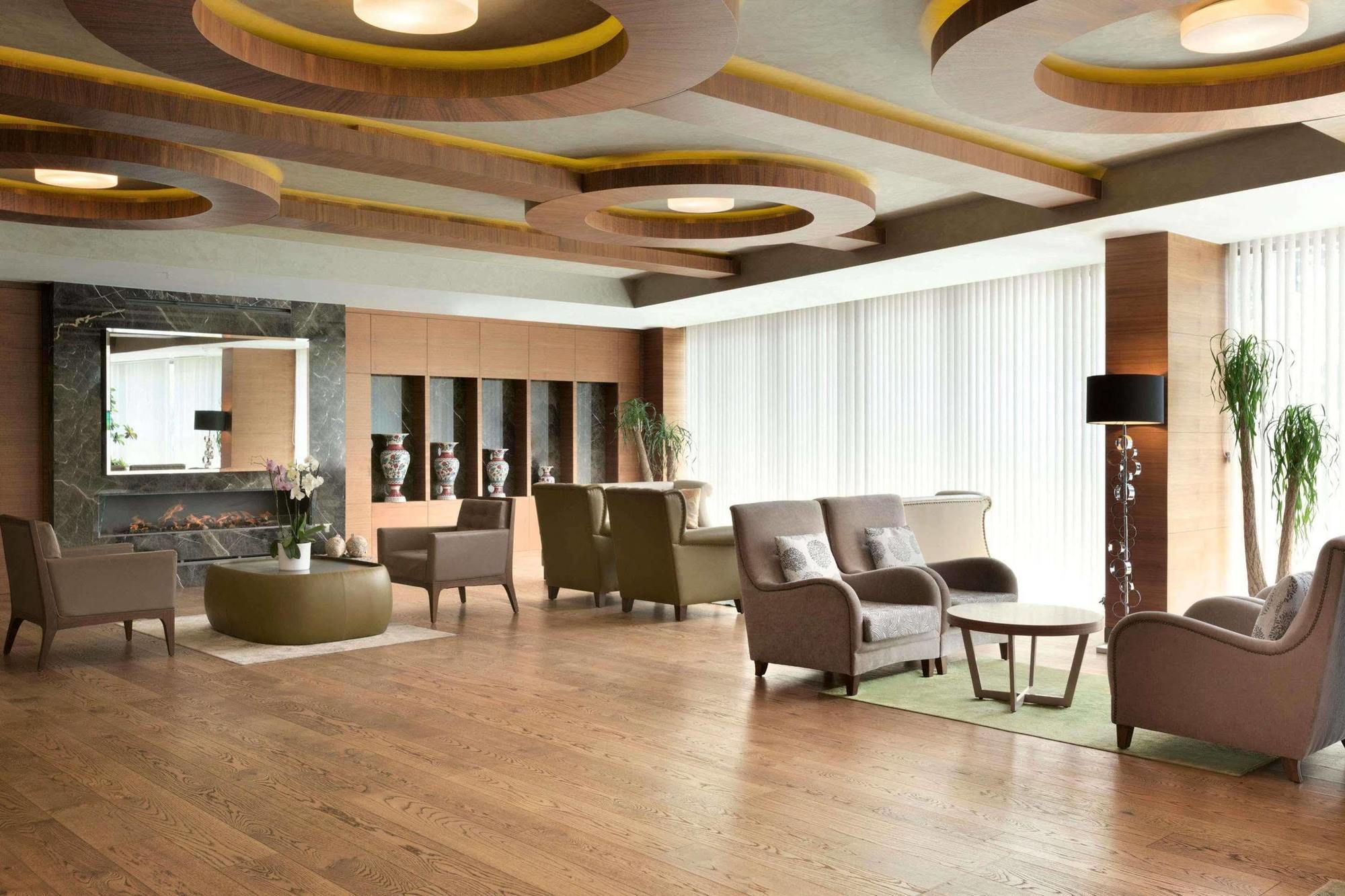 Ramada By Wyndham Gemli̇K Gemlik Exterior foto